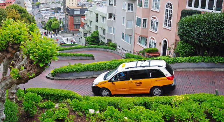 SanFrancisco_LombardStreet
