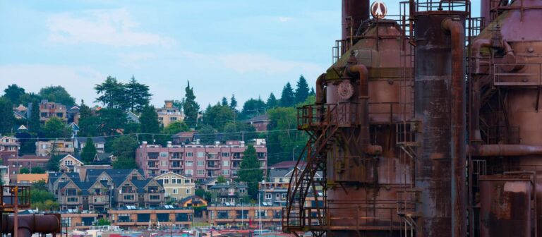 gas-works-park-on-lake-union-seattle-washington-usa