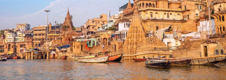 gi_1164068594_ganges_varanasi_3000x1000